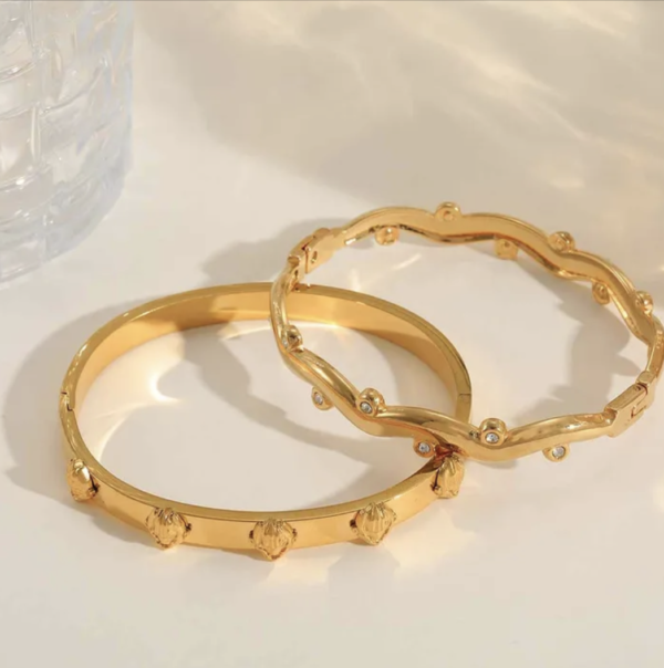 Golden Bloom Zircon Bangle ONE ✨🌸 - Image 2